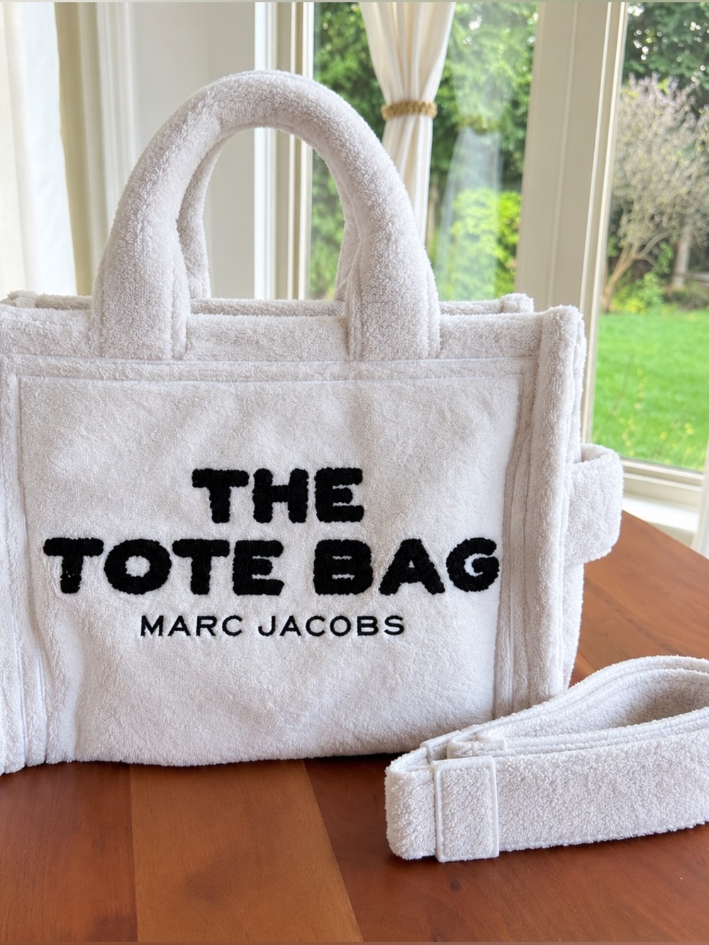 🤍✨ HARD TO FIND Marc Jacobs The Terry Tote | White | NWT + Dust Bag + Strap